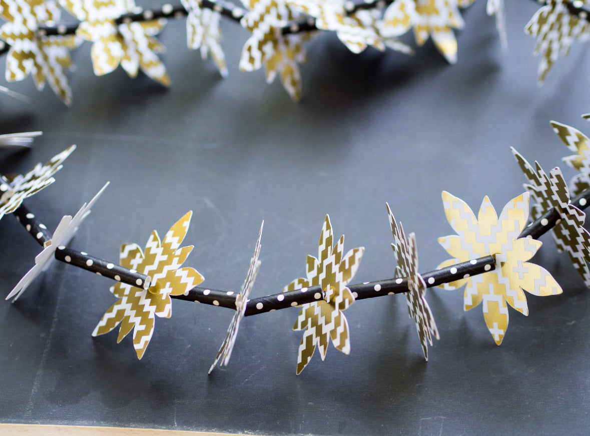 Paper Lei Kit