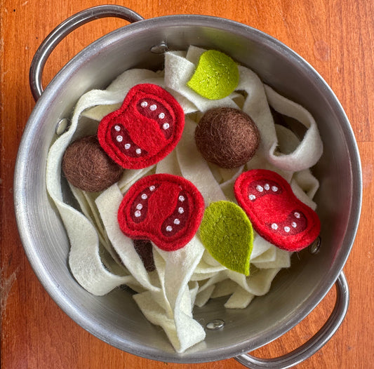 Fettuccine Meatballs, Tomato, and Basil Set